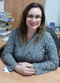 כרמית גולשני, עובדת סוציאלית